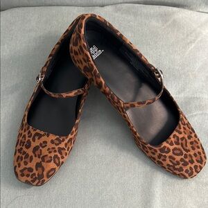 Wild Fable Brown Leopard Print Loafers with Elastic Strap